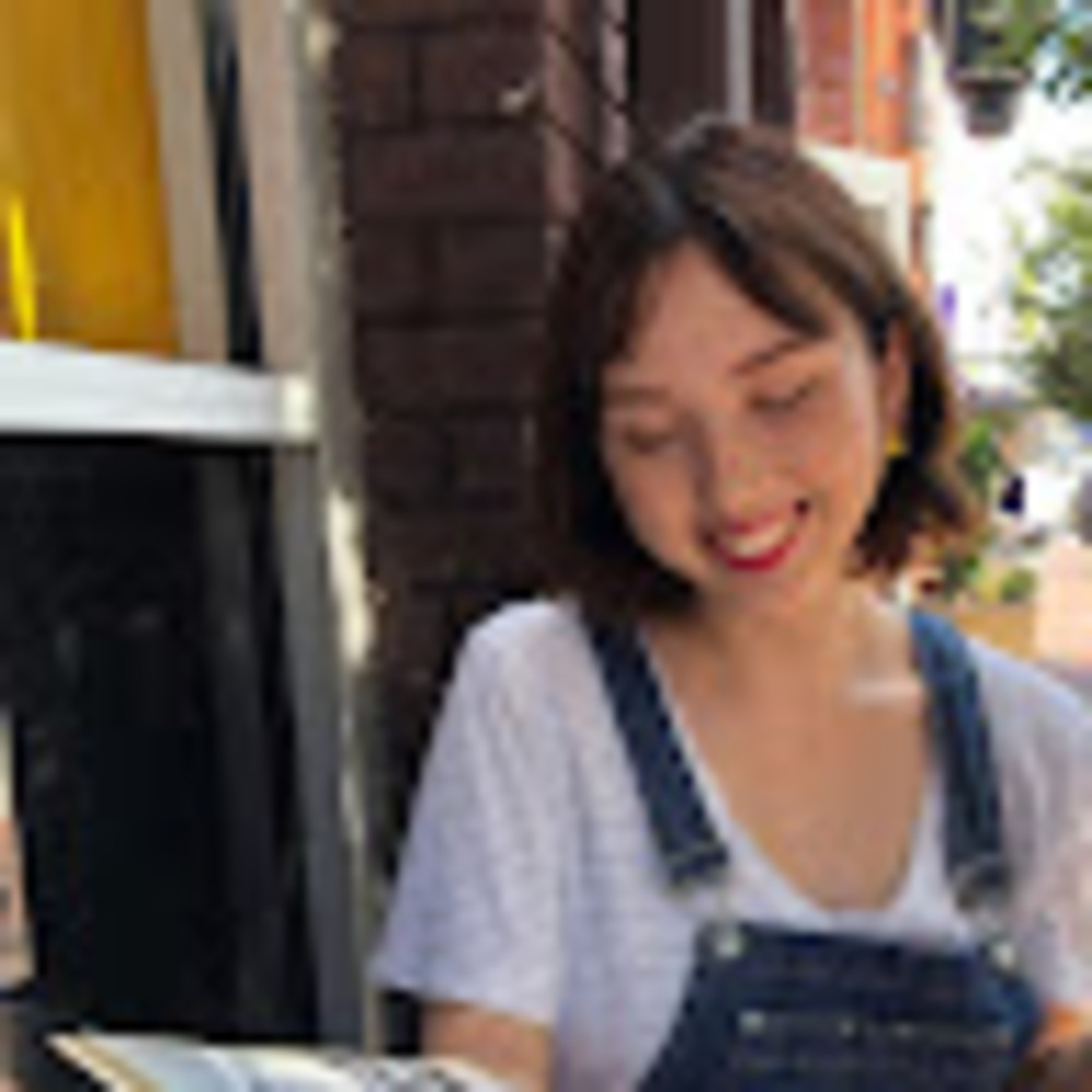 Meet your Posher, Maya